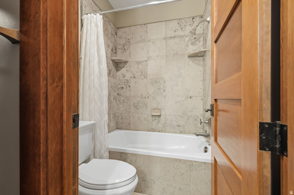 16 SNOW FOREST LN Sandy, UT 84092