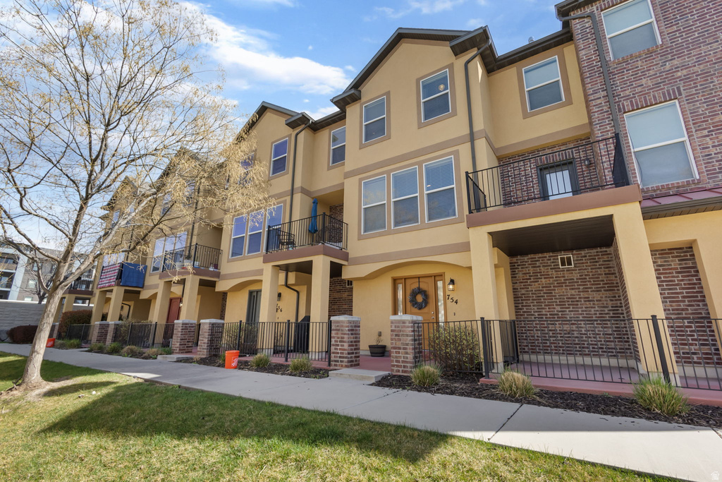 754 W KIRKBRIDE AVE South Salt Lake, UT 84119