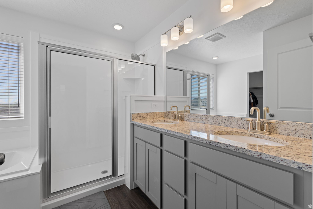 2927 W COASTLINE DR Syracuse, UT 84075