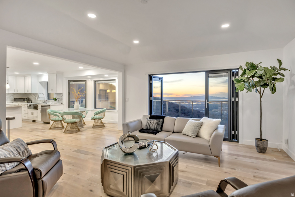 2768 S GRAND OAK CIR Bountiful, UT 84010