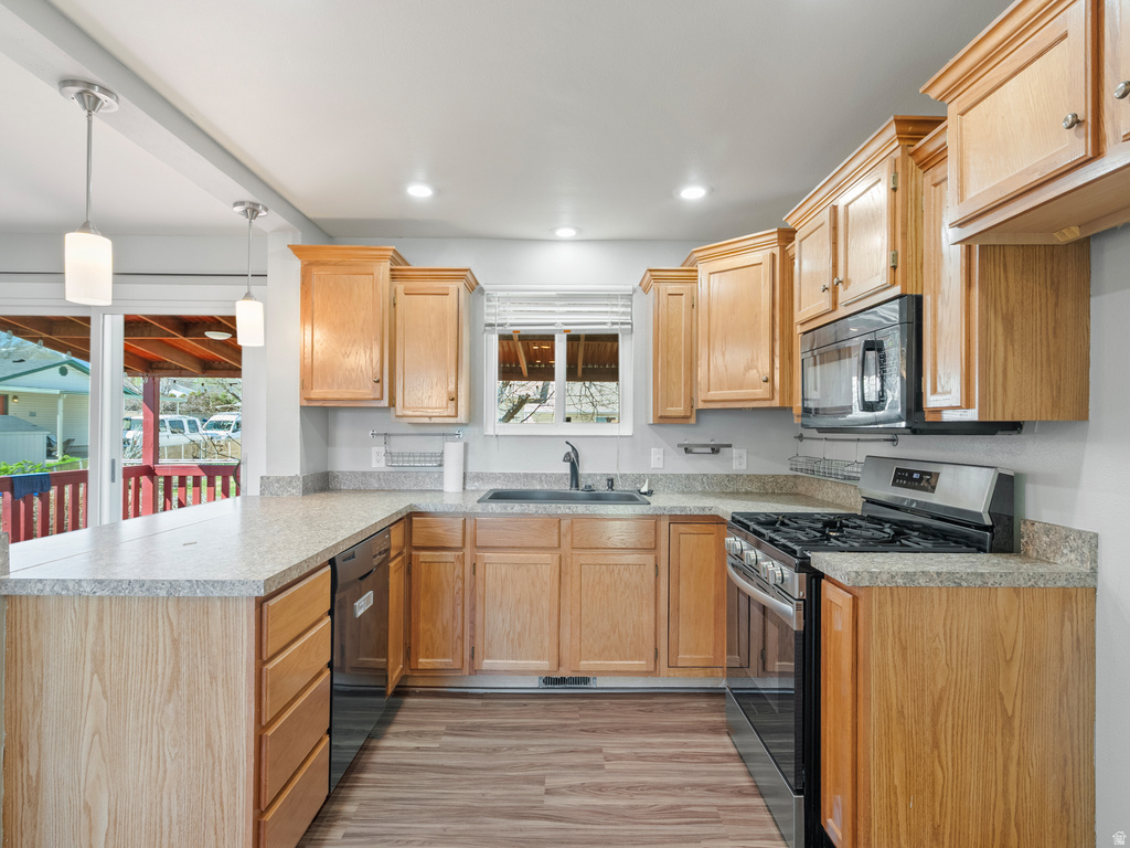 3634 S CANDIS DR Magna, UT 84044