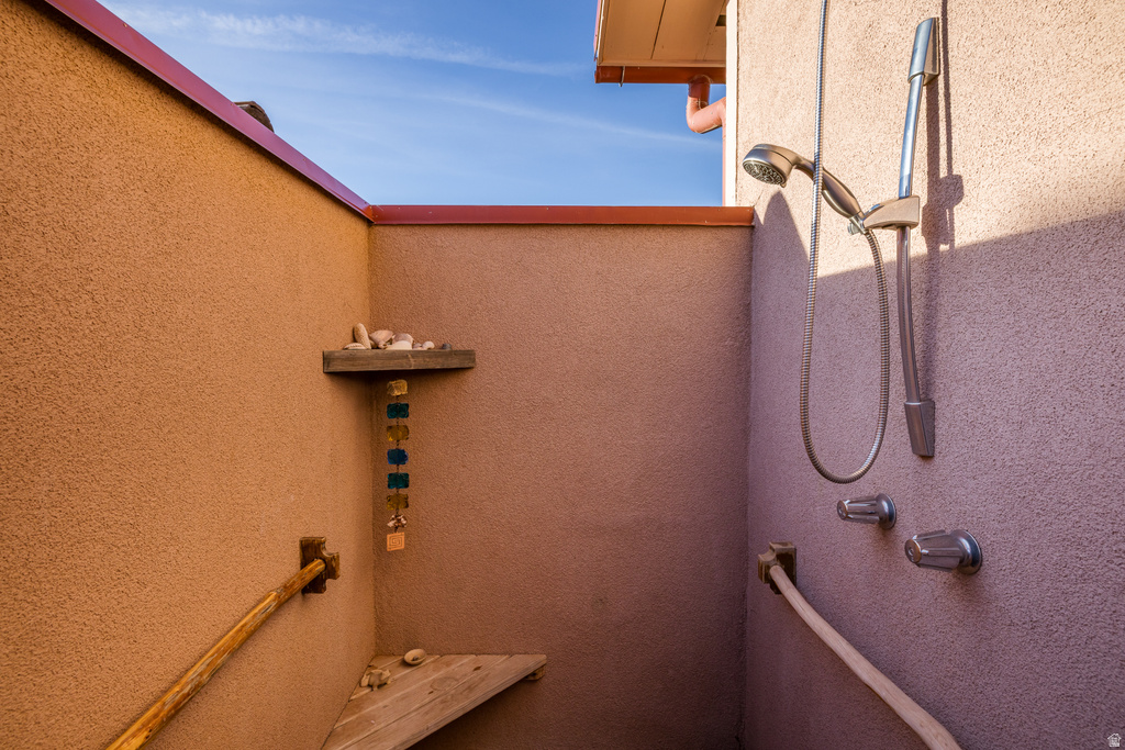 16 W COBBLE LN Bluff, UT 84512