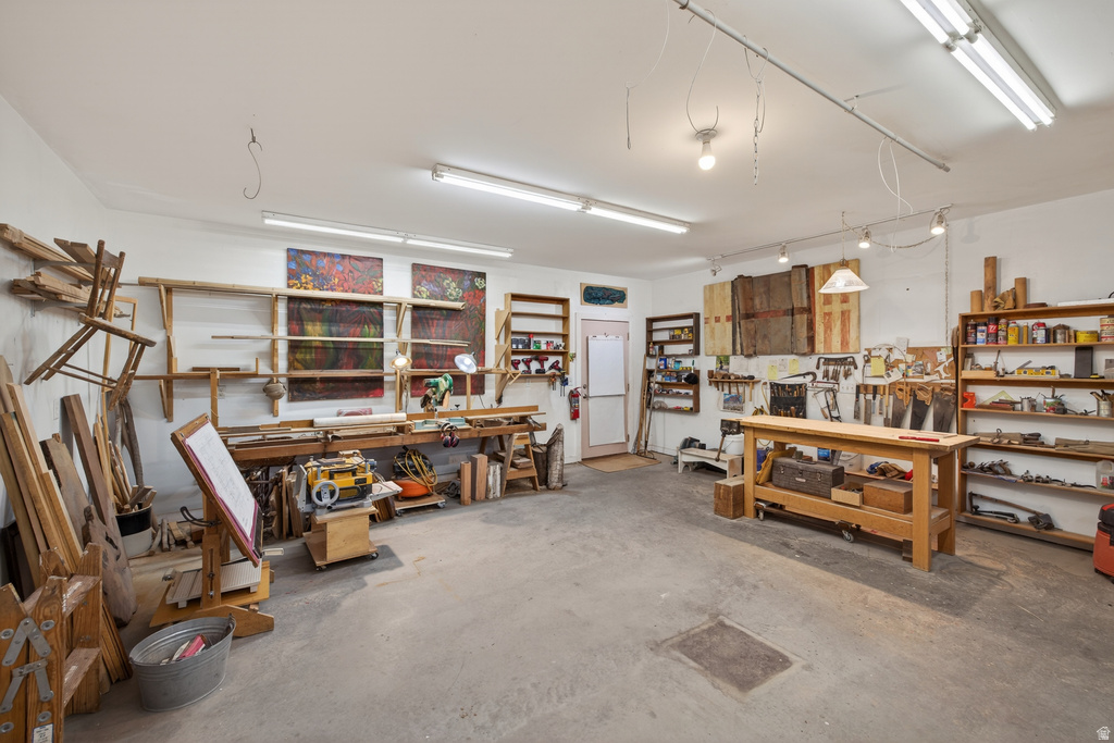 16 W COBBLE LN Bluff, UT 84512