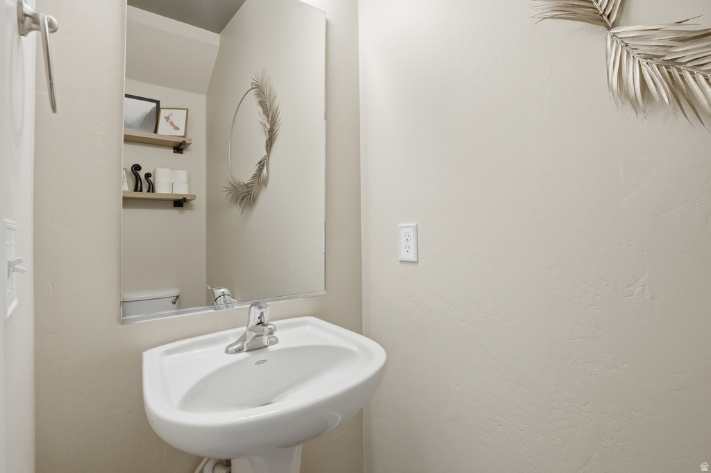 860 W PANTANI CT Midvale, UT 84047