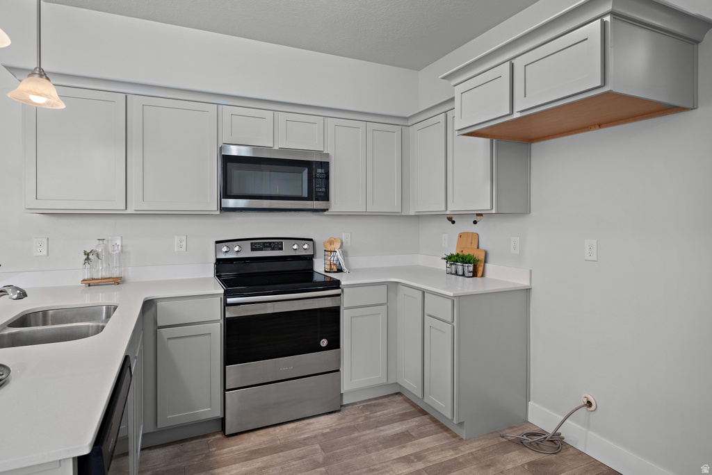 627 N EMERY LN Vineyard, UT 84059