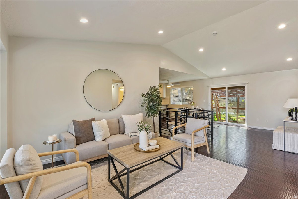 966 E GRANITE PEAK DR Sandy, UT 84094