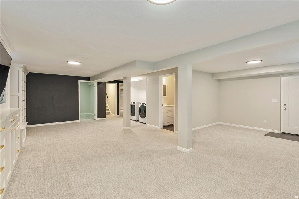 966 E GRANITE PEAK DR Sandy, UT 84094