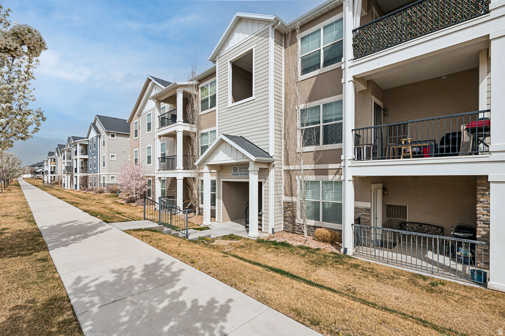 13256 S ANDROS LN #B 304 Herriman, UT 84096