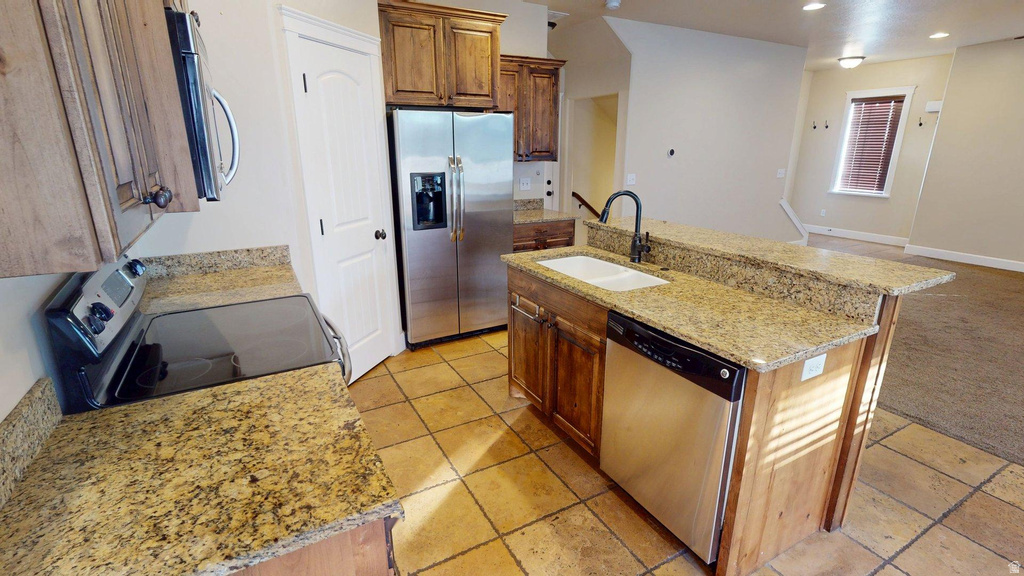 1247 N BAYCREST DR Saratoga Springs, UT 84045