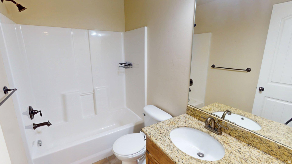 1247 N BAYCREST DR Saratoga Springs, UT 84045