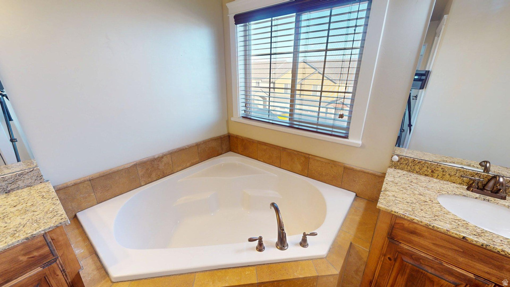 1247 N BAYCREST DR Saratoga Springs, UT 84045