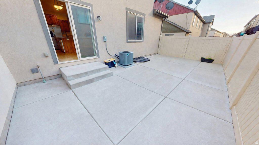 1247 N BAYCREST DR Saratoga Springs, UT 84045