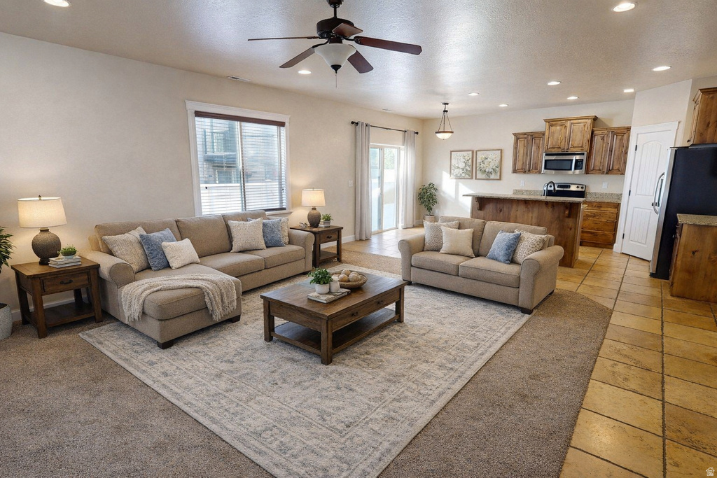 1247 N BAYCREST DR Saratoga Springs, UT 84045