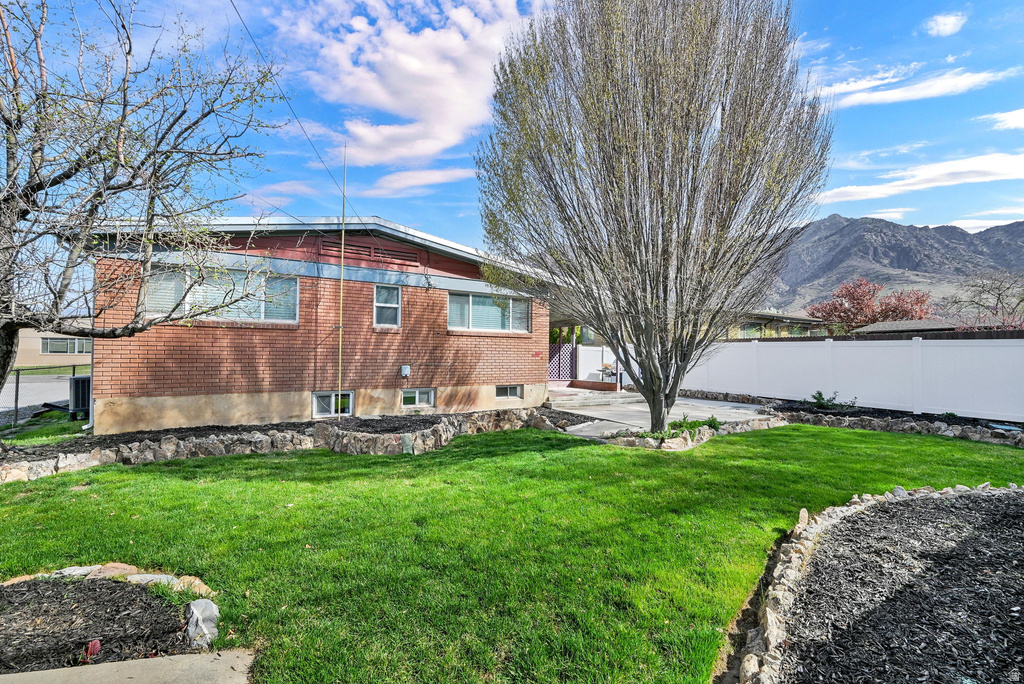 1027 E 9TH Ogden, UT 84404