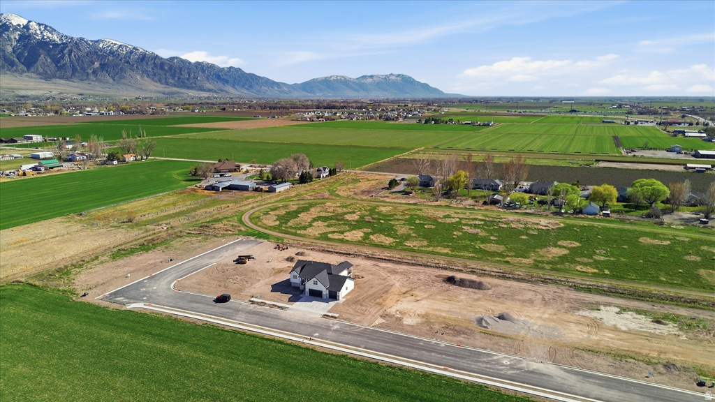 5055 W 10100 N #4 Elwood, UT 84337