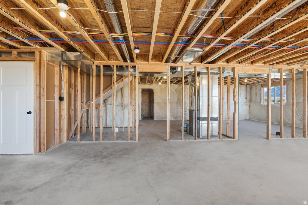 5055 W 10100 N #4 Elwood, UT 84337