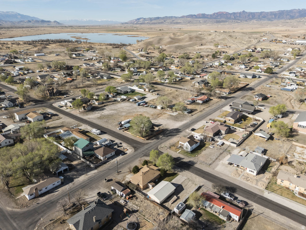 97 S 100 E Redmond, UT 84652