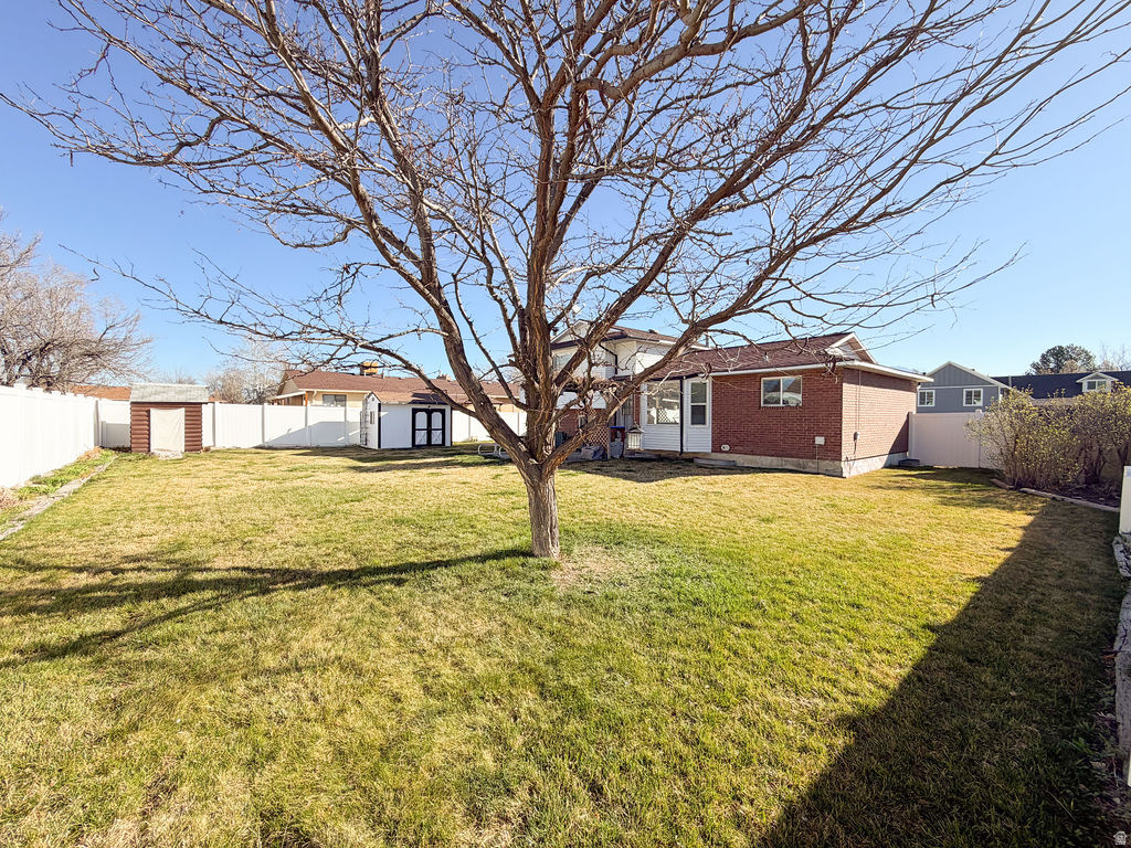 7436 S 2345 W West Jordan, UT 84084