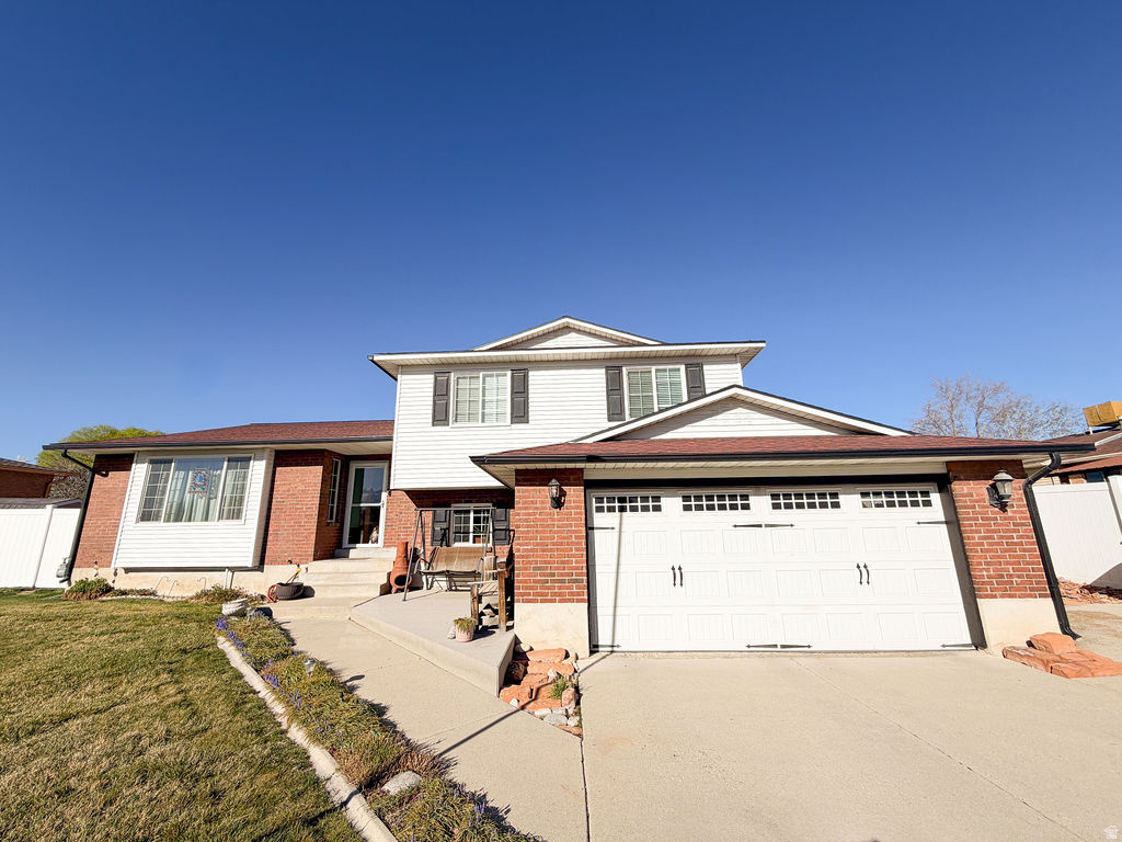 7436 S 2345 W West Jordan, UT 84084