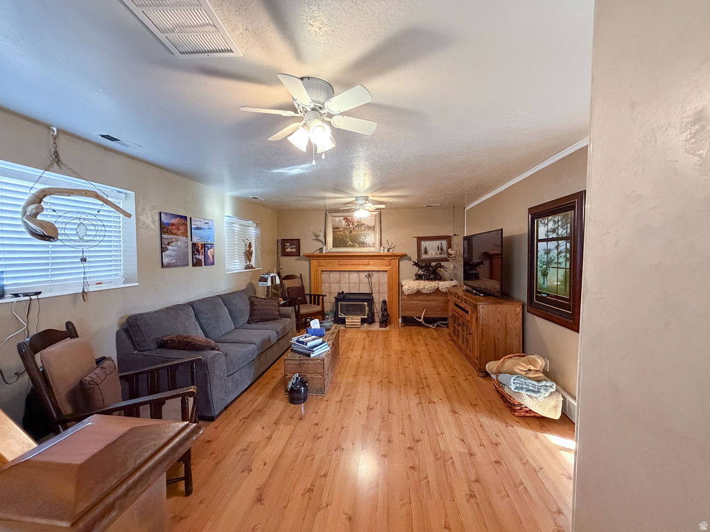 7436 S 2345 W West Jordan, UT 84084