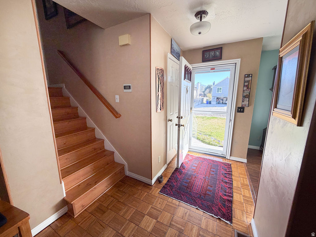 7436 S 2345 W West Jordan, UT 84084