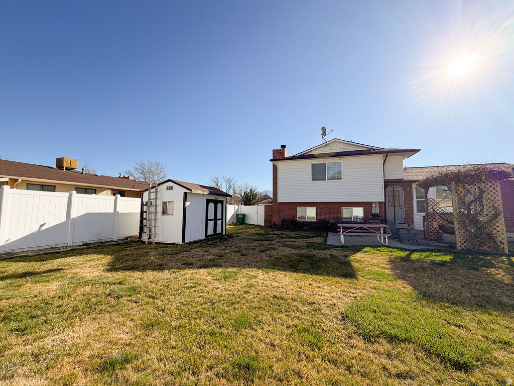 7436 S 2345 W West Jordan, UT 84084