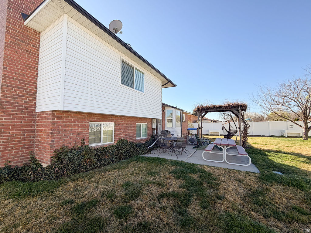 7436 S 2345 W West Jordan, UT 84084