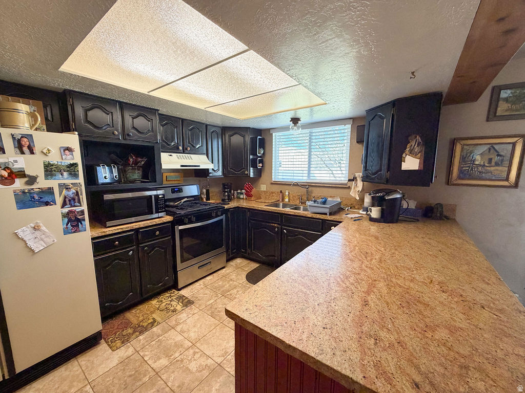 7436 S 2345 W West Jordan, UT 84084