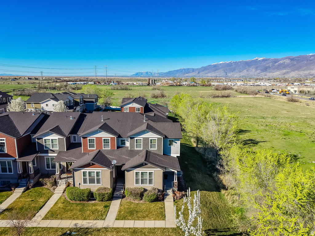 1841 W VIEW POINT DR Woods Cross, UT 84087