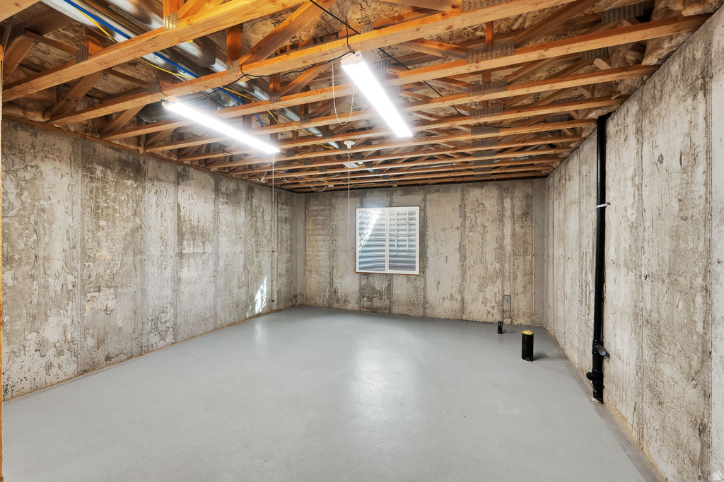 1841 W VIEW POINT DR Woods Cross, UT 84087