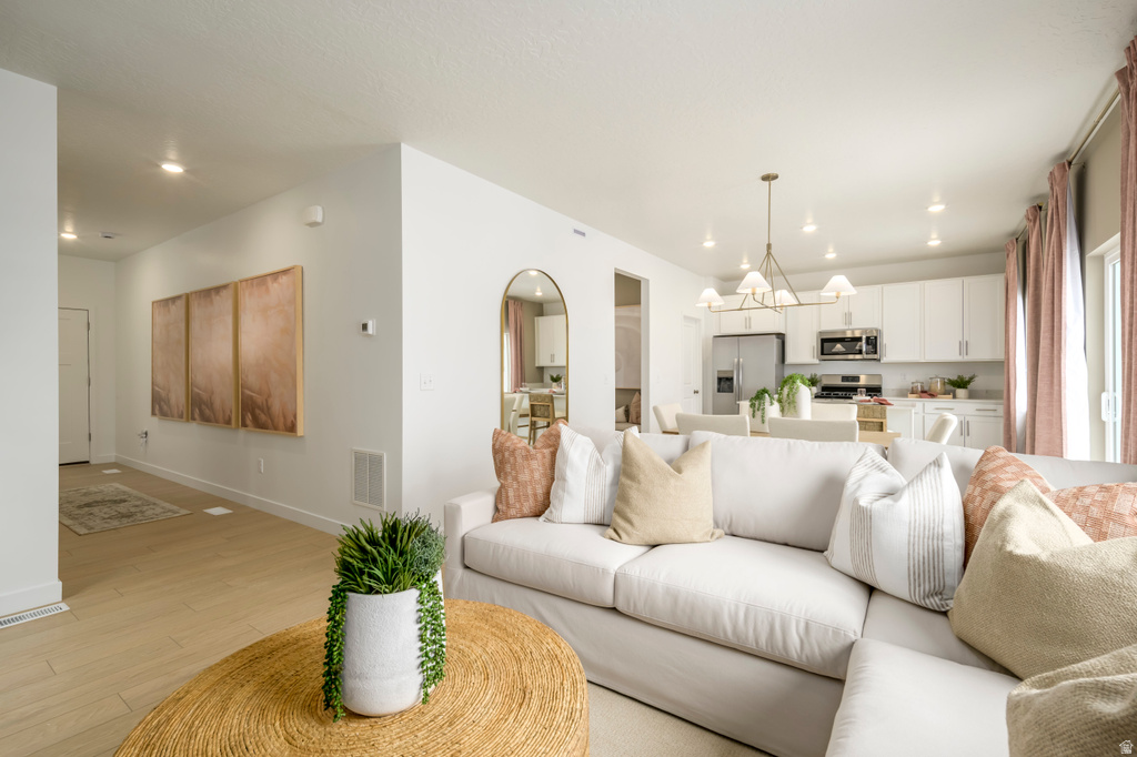 1738 W BLUE FLAX DR #3119 Saratoga Springs, UT 84045