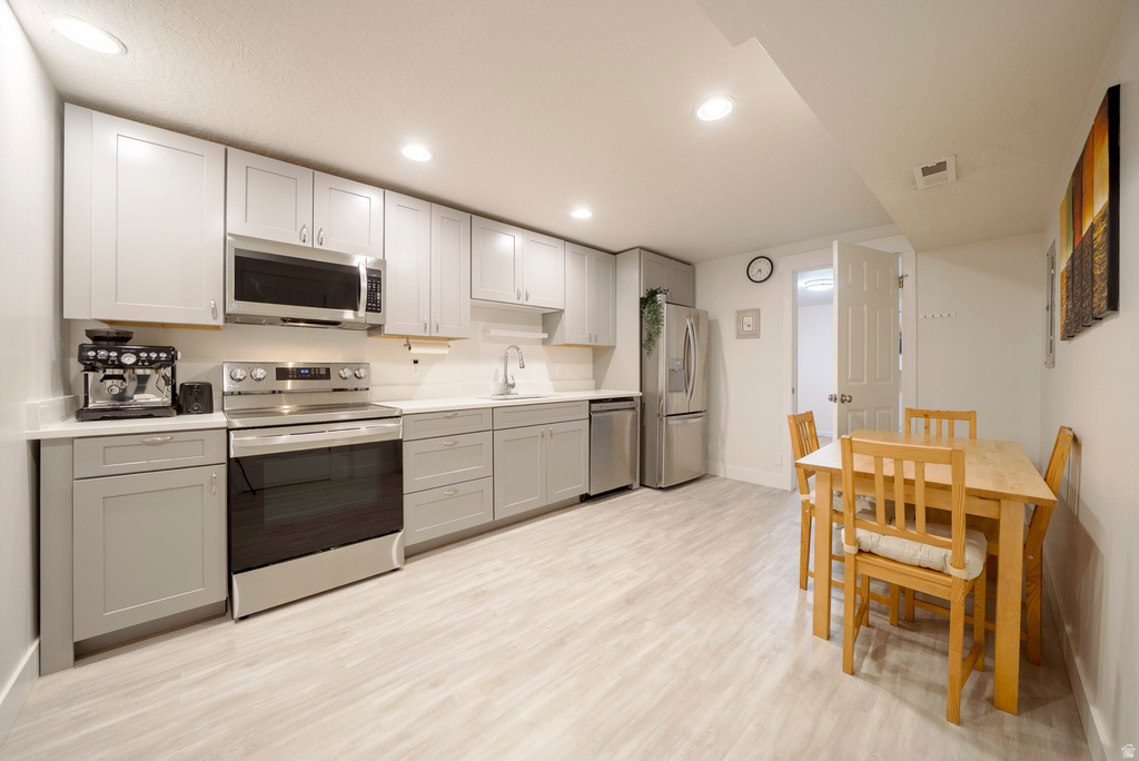 761 E SAN SIMEON WAY Bountiful, UT 84010