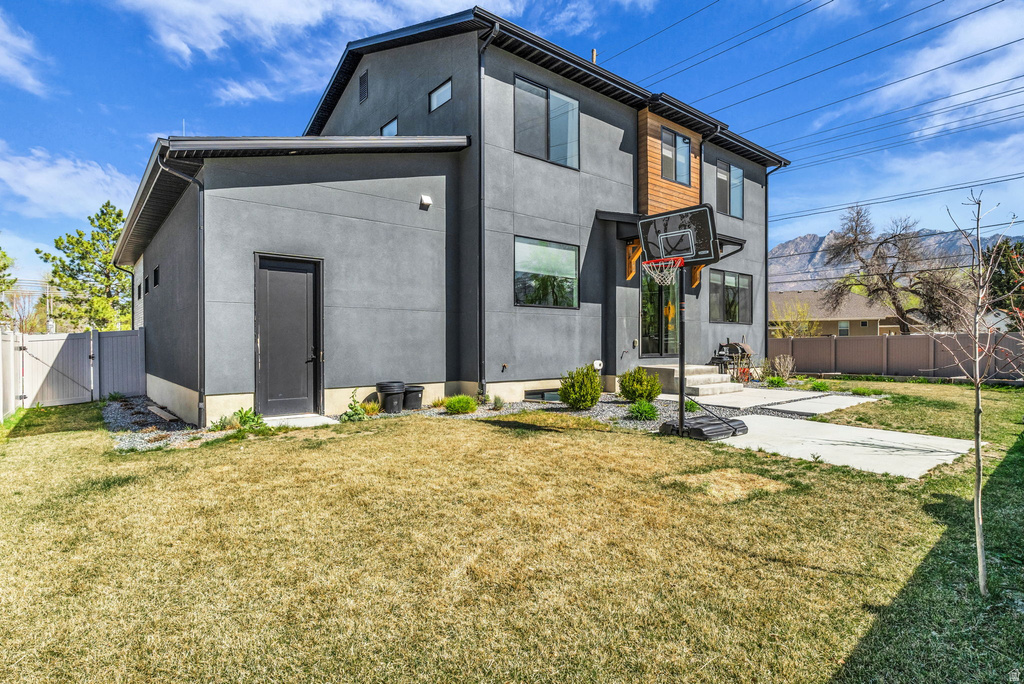 1292 E MATTHEW AVE Murray, UT 84121