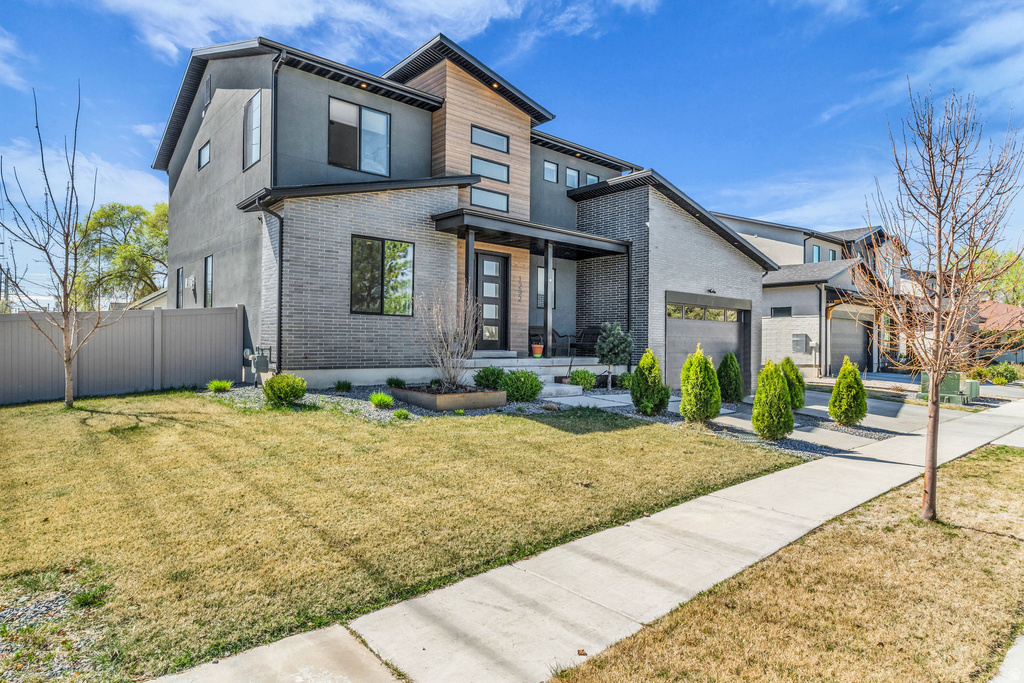 1292 E MATTHEW AVE Murray, UT 84121