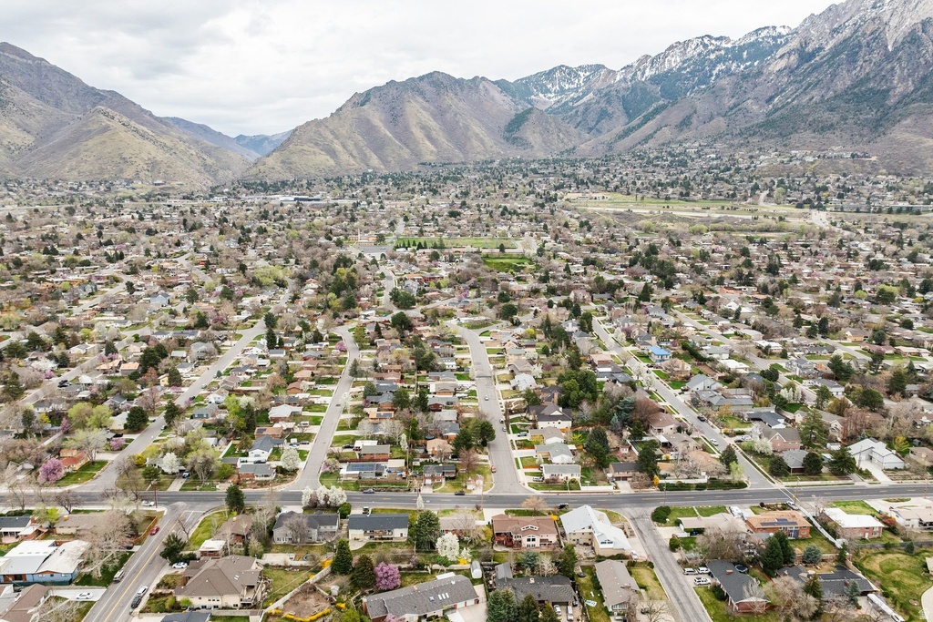 4160 S 2700 E Holladay, UT 84124