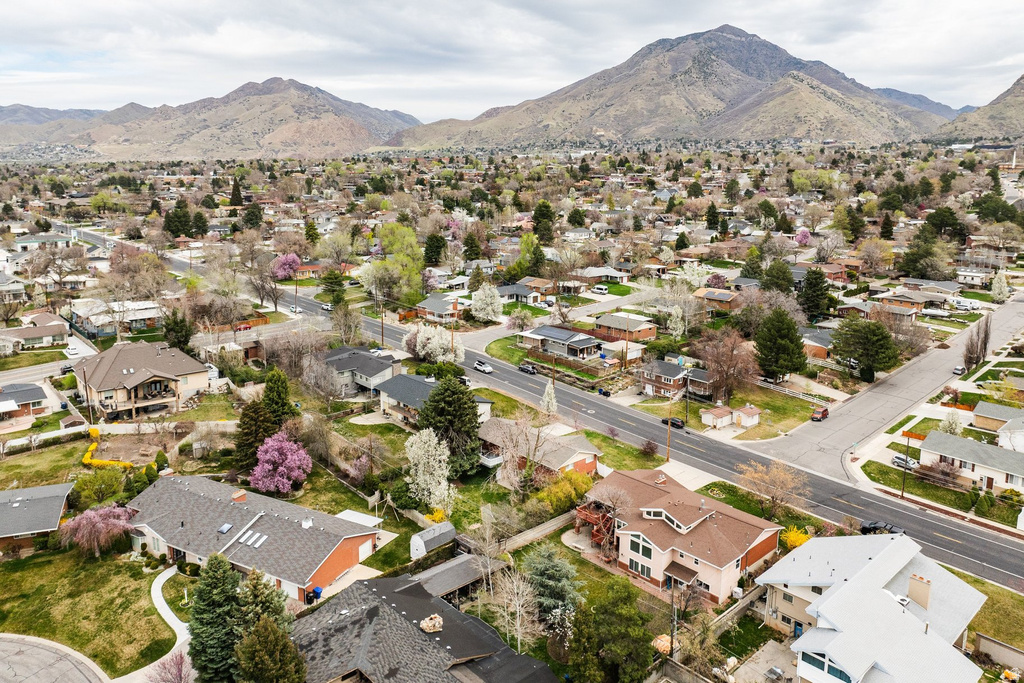 4160 S 2700 E Holladay, UT 84124