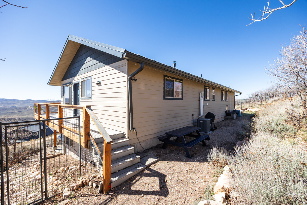 277 E CRESTVIEW DR Wanship, UT 84017