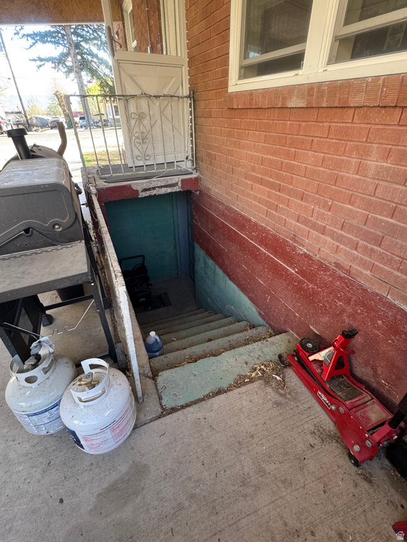 158 W 100 S Moroni, UT 84646