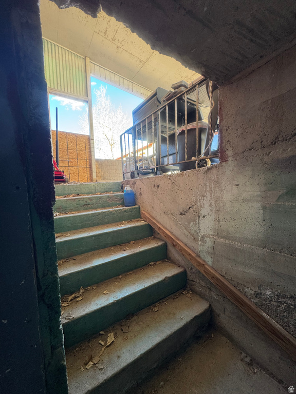 158 W 100 S Moroni, UT 84646