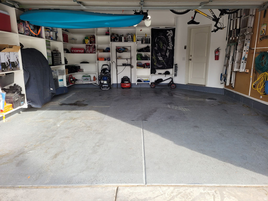 6929 S VILLAGE HAVEN DR Midvale, UT 84047