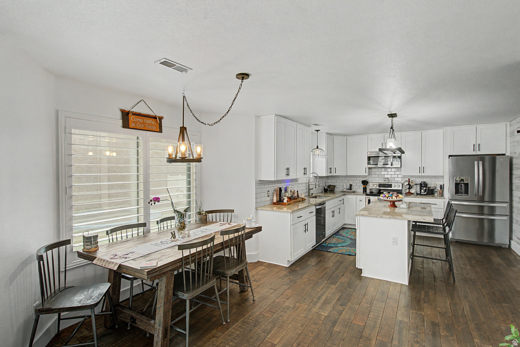 1667 W 900 S Lehi, UT 84043