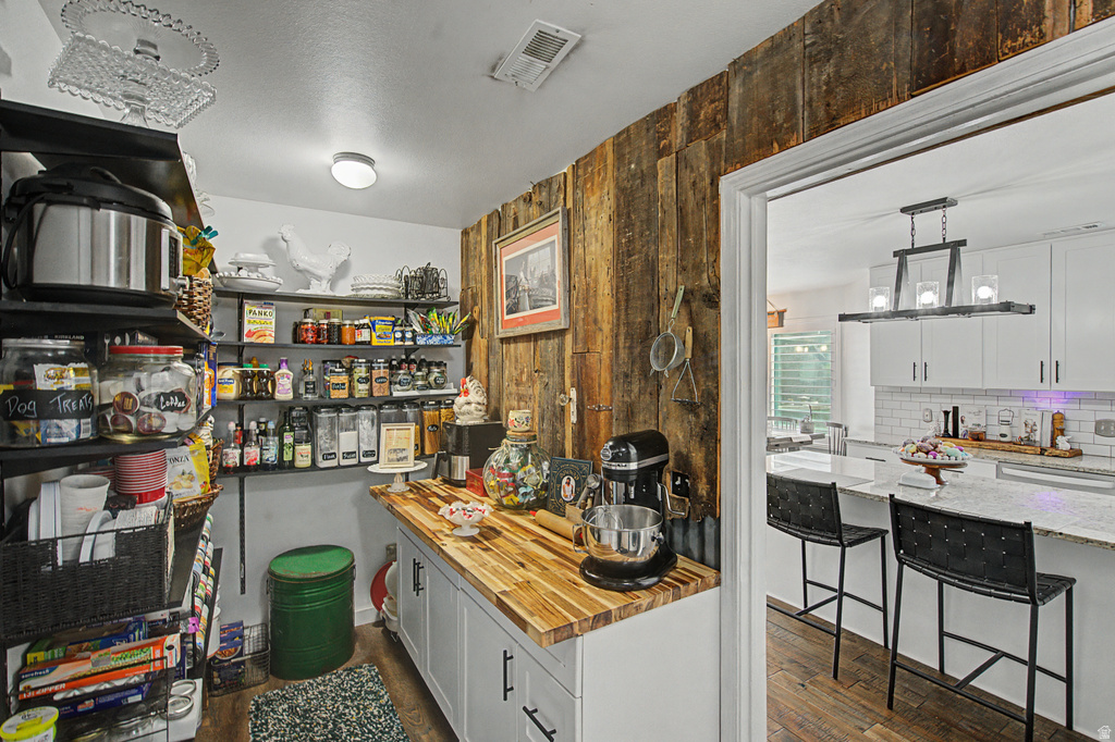 1667 W 900 S Lehi, UT 84043