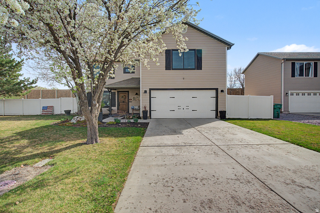1667 W 900 S Lehi, UT 84043
