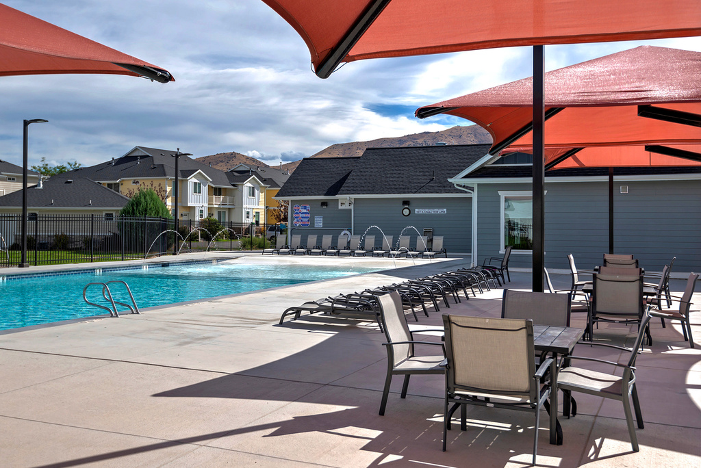 3944 N EAGLE POINT LN Eagle Mountain, UT 84005