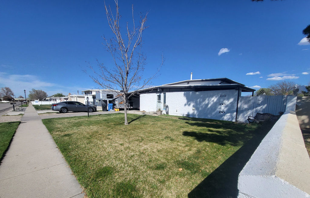 5123 LAMBETH ST Salt Lake City, UT 84118