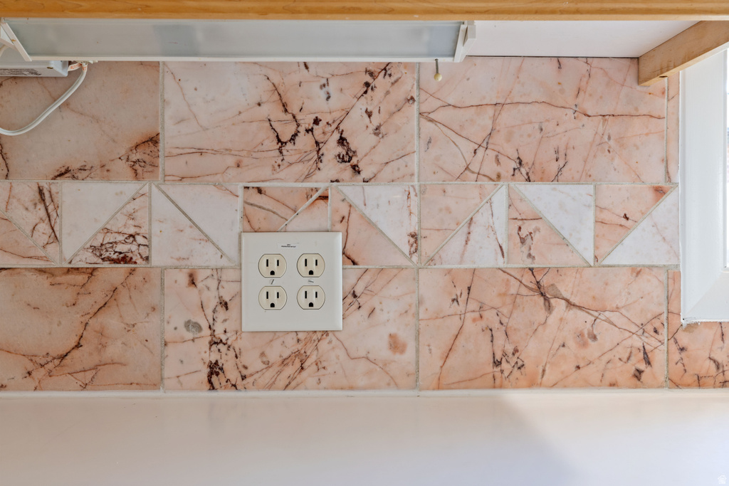 1889 E 4675 S Holladay, UT 84117