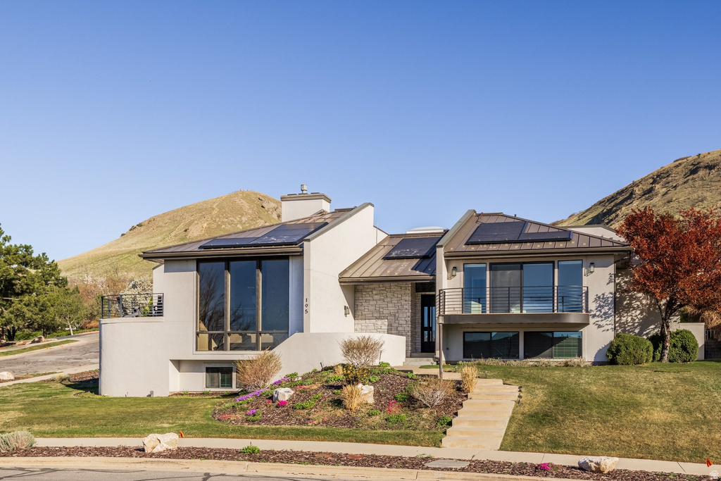 195 E NORTH SANDRUN RD Salt Lake City, UT 84103