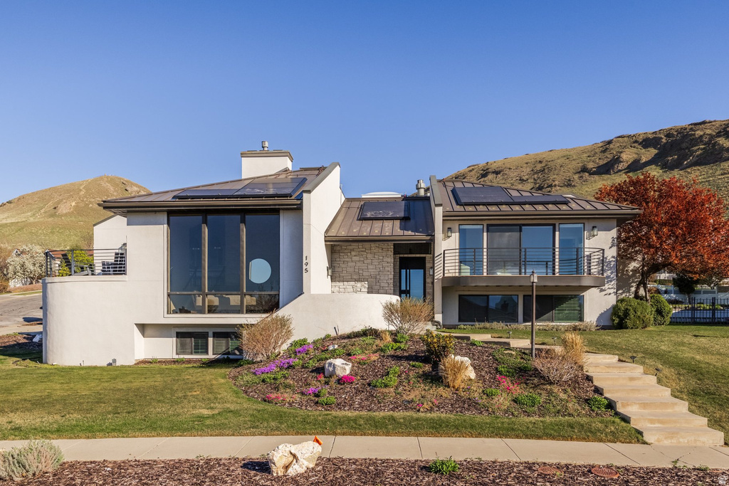 195 E NORTH SANDRUN RD Salt Lake City, UT 84103