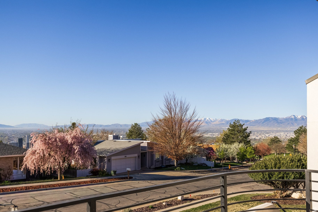 195 E NORTH SANDRUN RD Salt Lake City, UT 84103