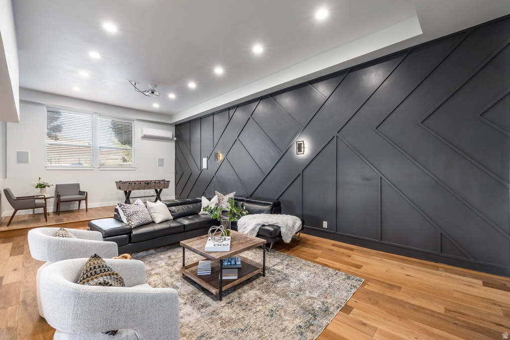 195 E NORTH SANDRUN RD Salt Lake City, UT 84103